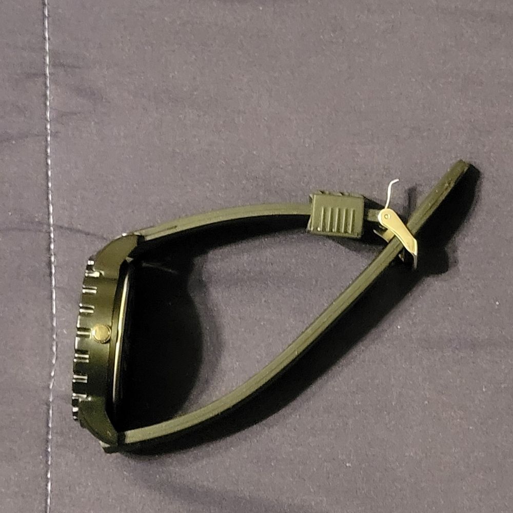 NAUTICA RUBBER BAND WATCH - Picture 7 of 7